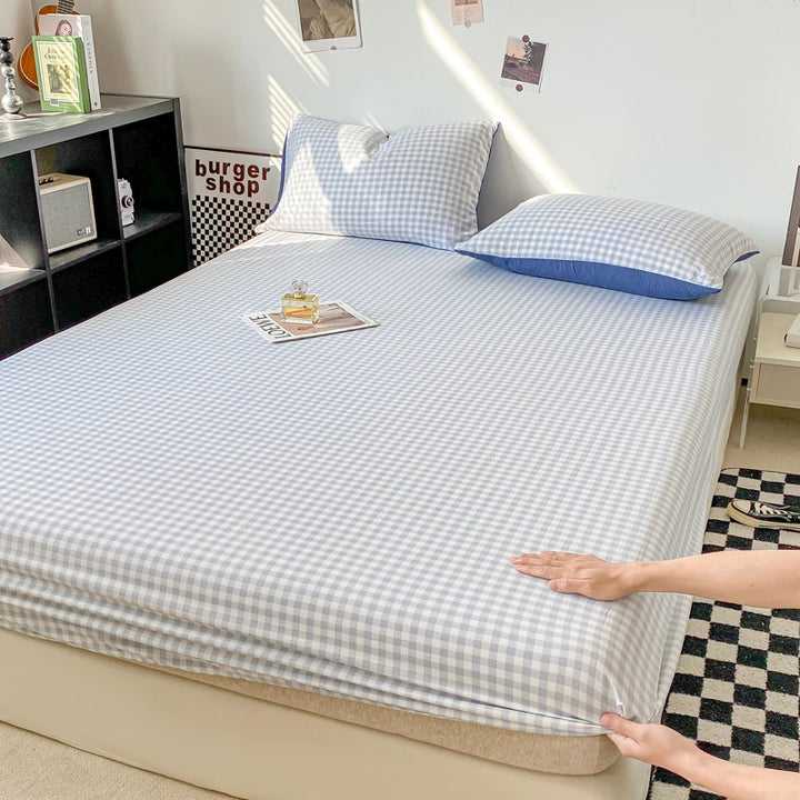 Plaid Style Fitted Sheet Skin-friendly Bed Cover Elastic Bedsheet for Girls Boys Room couvre lit Home Bed Linen(No Pillowcase)