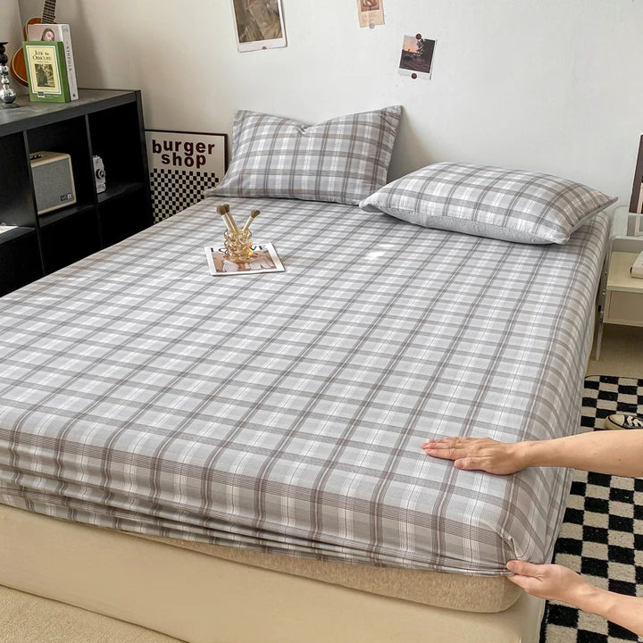 Plaid Style Fitted Sheet Skin-friendly Bed Cover Elastic Bedsheet for Girls Boys Room couvre lit Home Bed Linen(No Pillowcase)