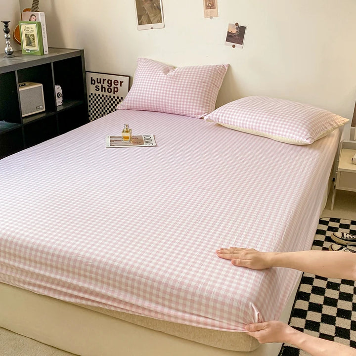 Plaid Style Fitted Sheet Skin-friendly Bed Cover Elastic Bedsheet for Girls Boys Room couvre lit Home Bed Linen(No Pillowcase)